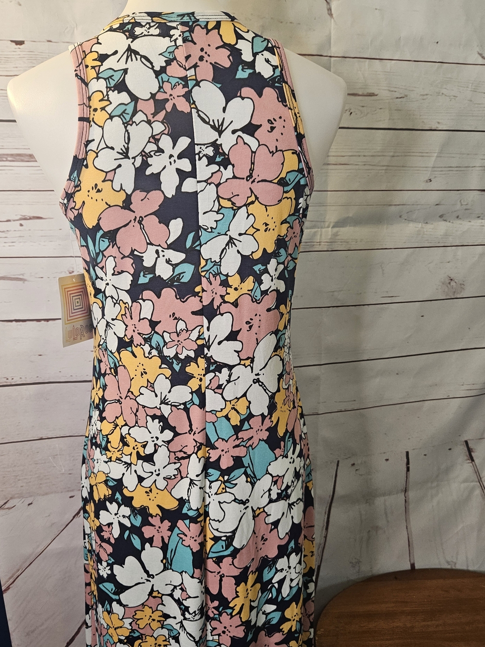 Skirt Subcategory Classification - Picture 2 of 3